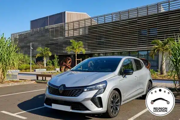 Renault clio 5 aux musée stella matutina saint leu location voiture reunion