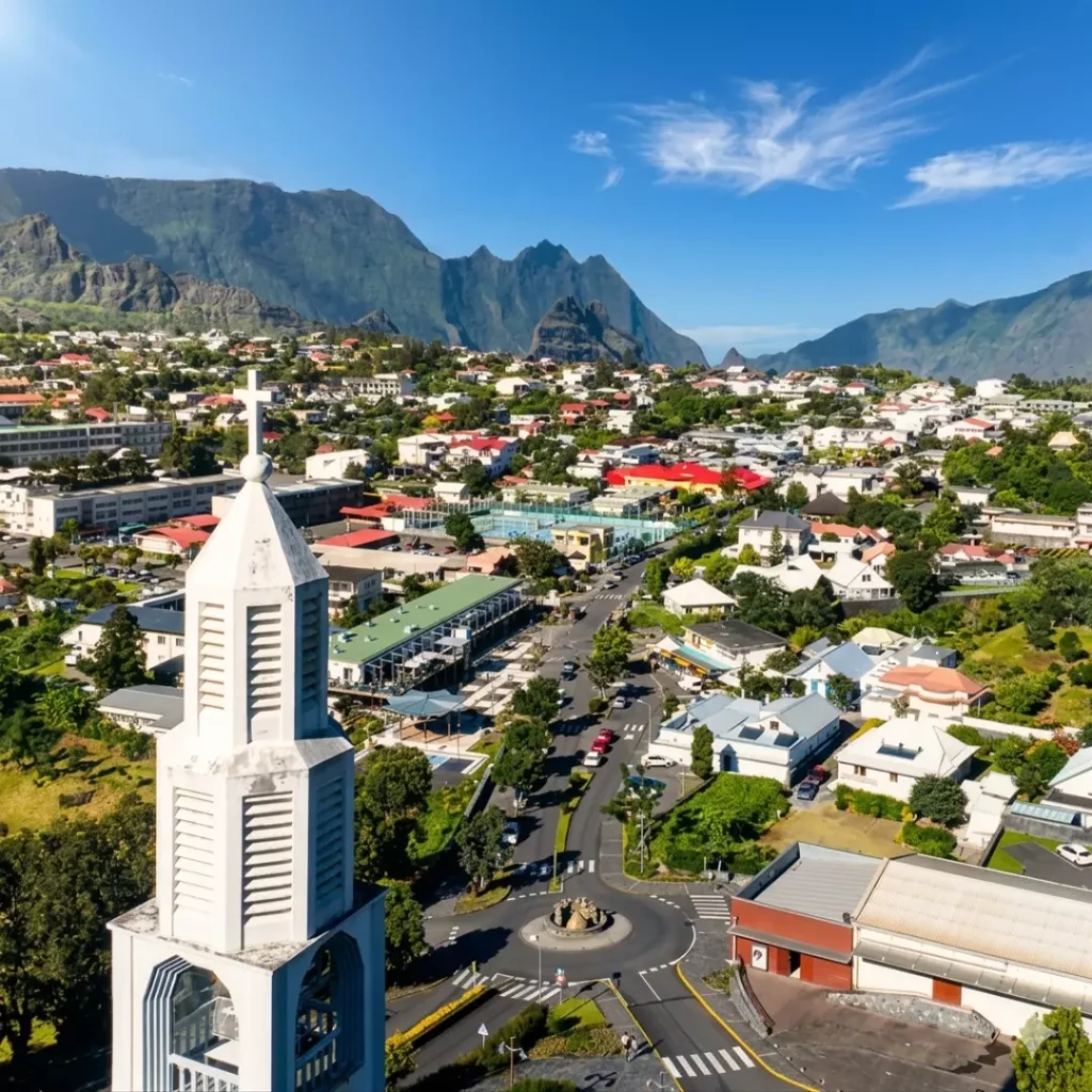 Voiture de location à Cilaos pour découvrir les montagnes de La Réunion