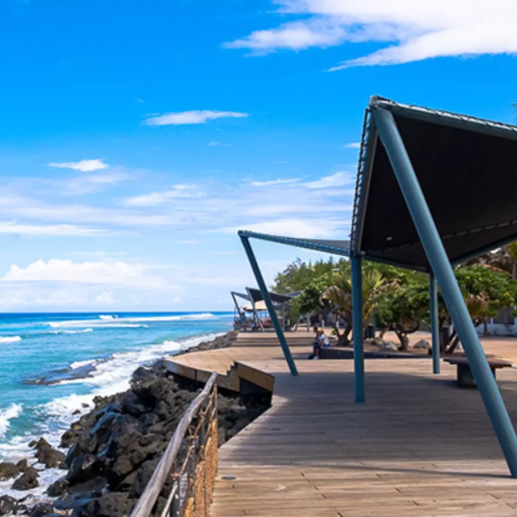 Voiture de location à Saint-Gilles-les-Bains pour profiter du littoral de La Réunion